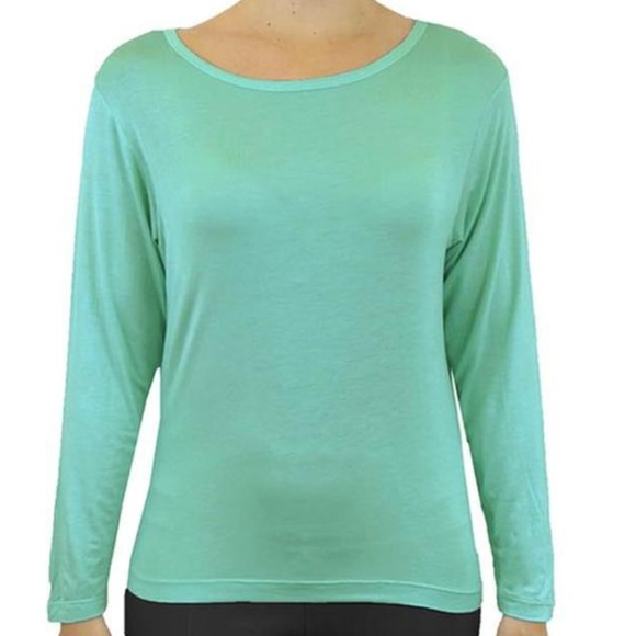 carol vee Tops - NWT Carol Vee Turquoise long sleeve top